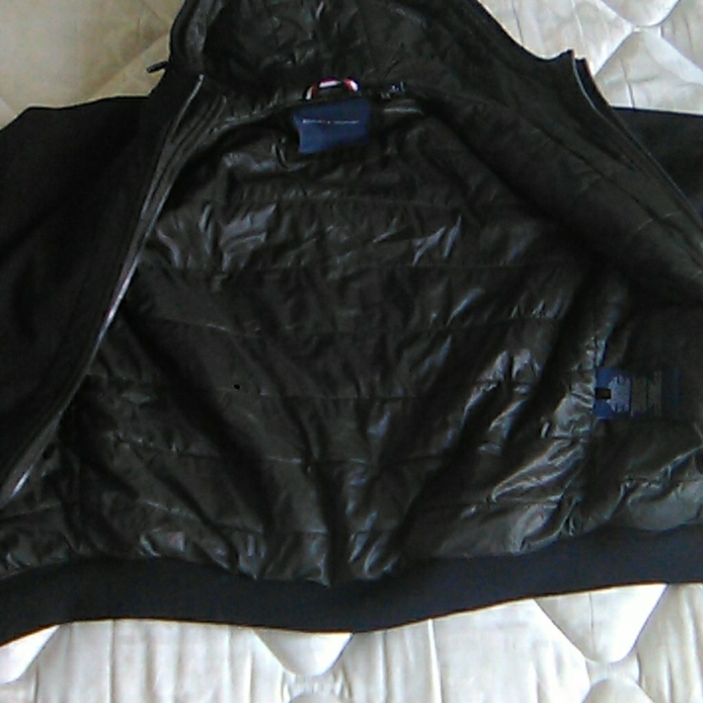 Black Tommy Hilfiger jacket